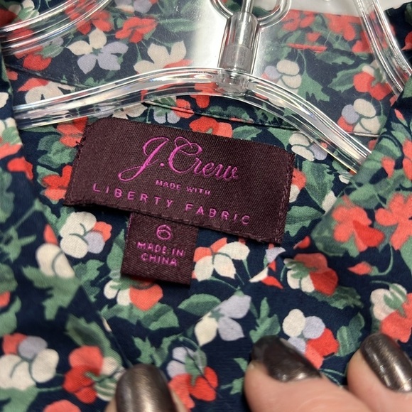 J. Crew Liberty Fabric Long Sleeve Button Down Floral Top Size 6 - Picture 10 of 12